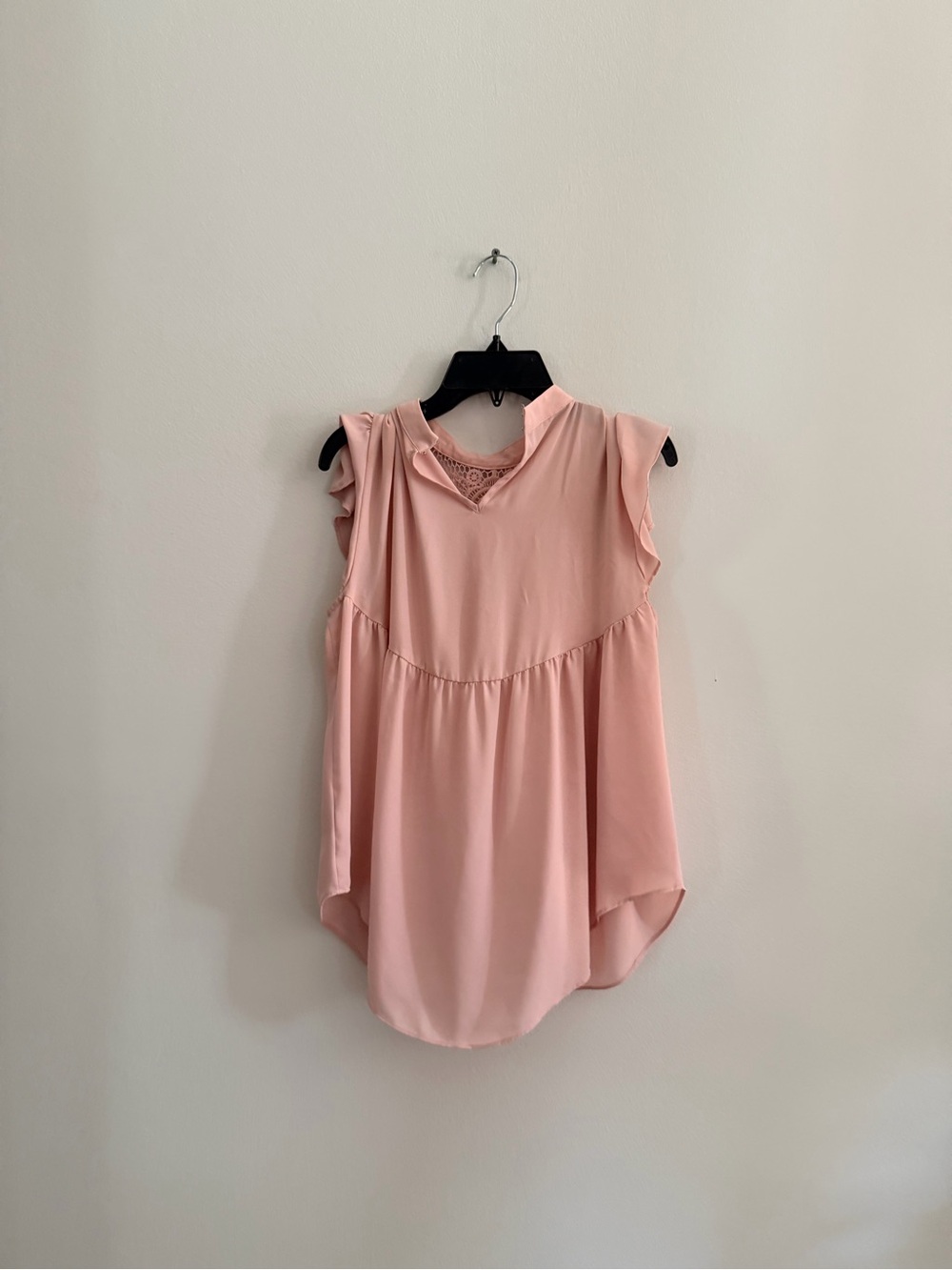 Express Sleeveless Pink Women's Top - Picture 2 of 3